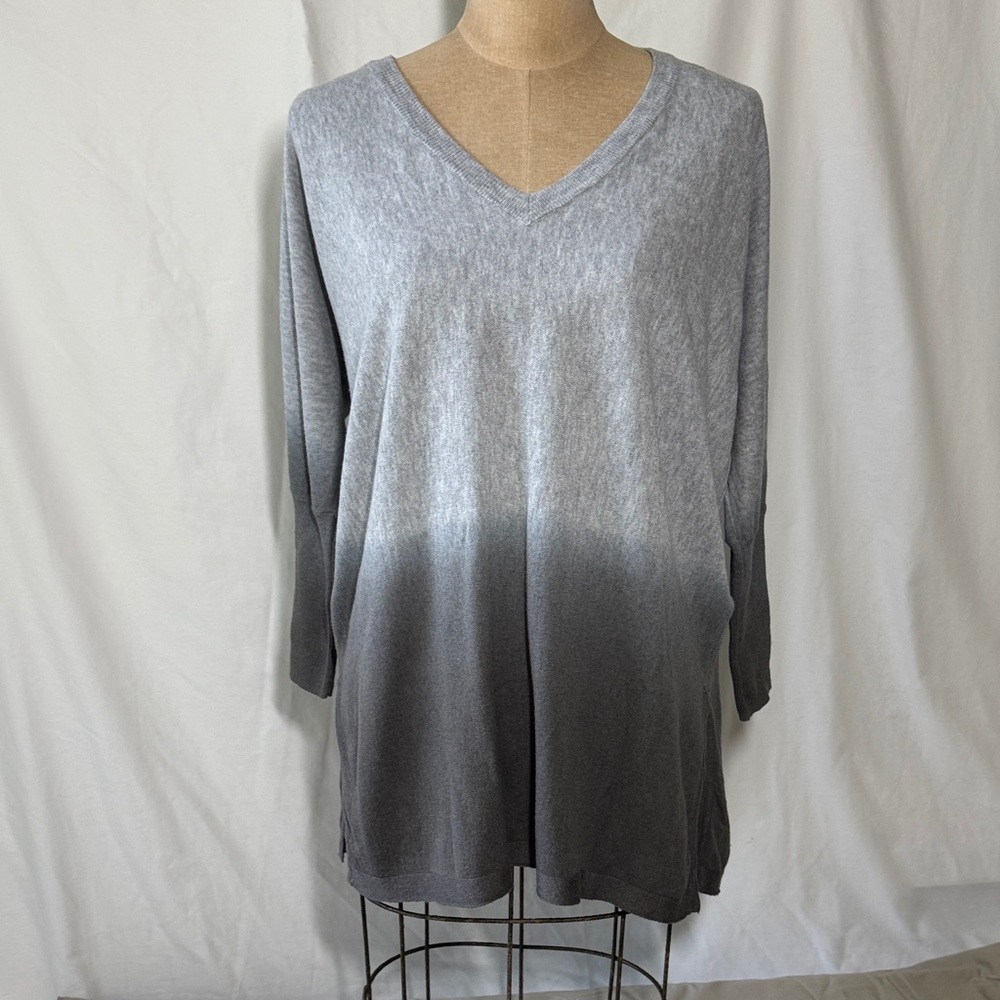 If It Were Me Gray Gradient V-Neck Tunic